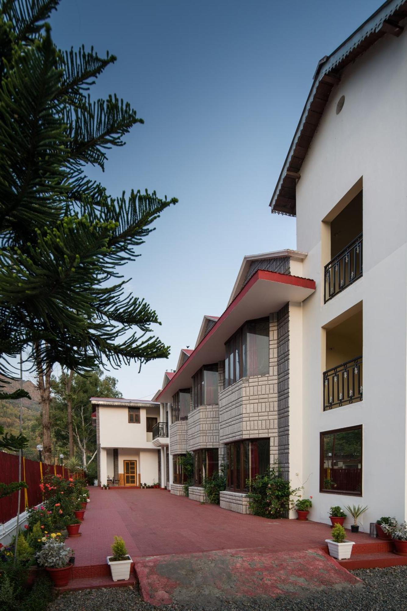 Ivy The Boutique Hotel Near Neem Karoli Temple Nainital Buitenkant foto