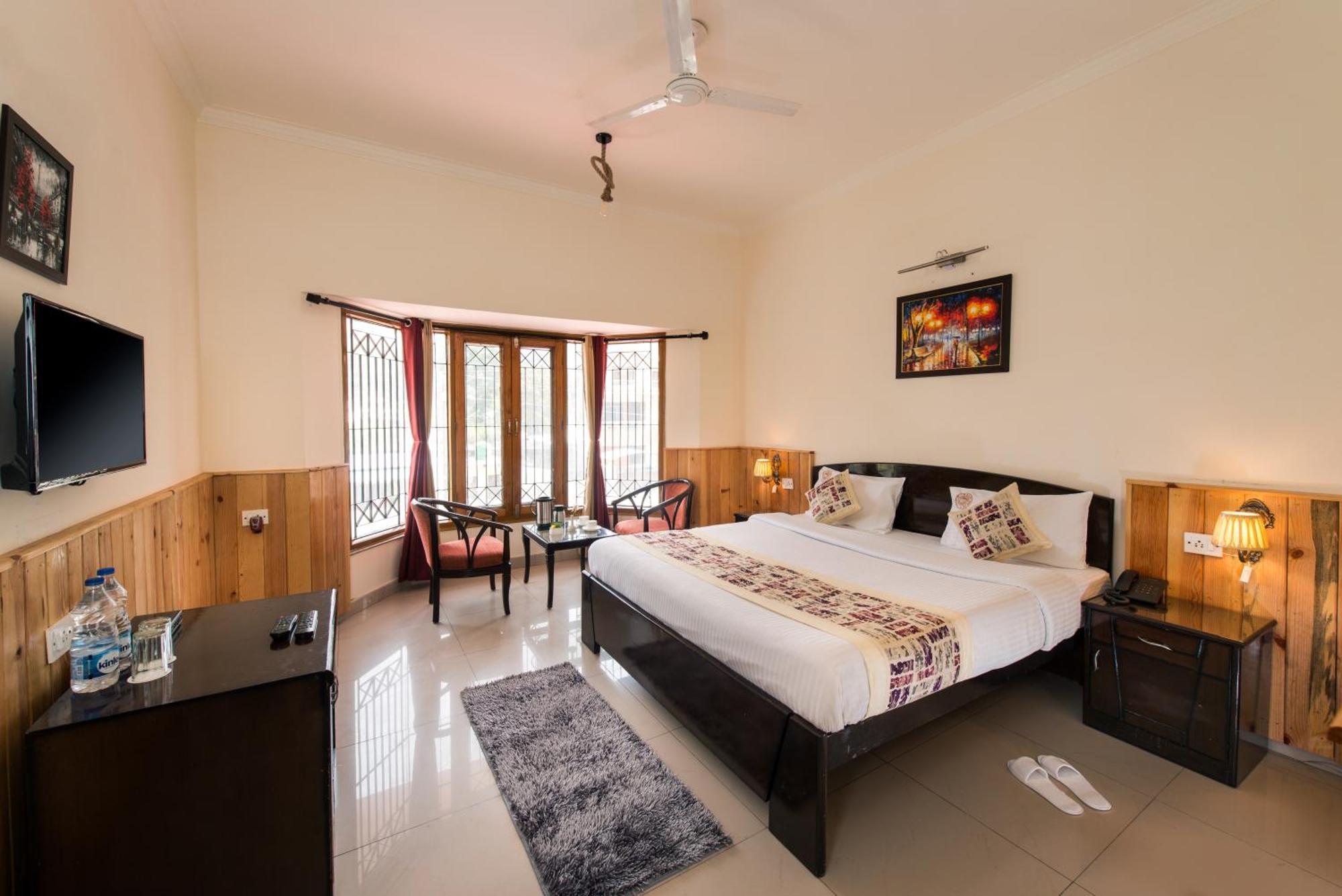 Ivy The Boutique Hotel Near Neem Karoli Temple Nainital Buitenkant foto